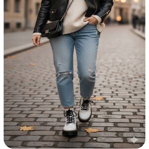 White Lace-Up Women's Boots